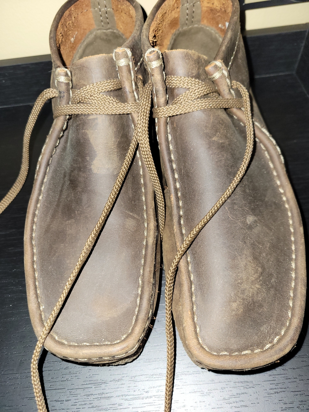 Clarks Men's Brown Leather Chukka Boots
